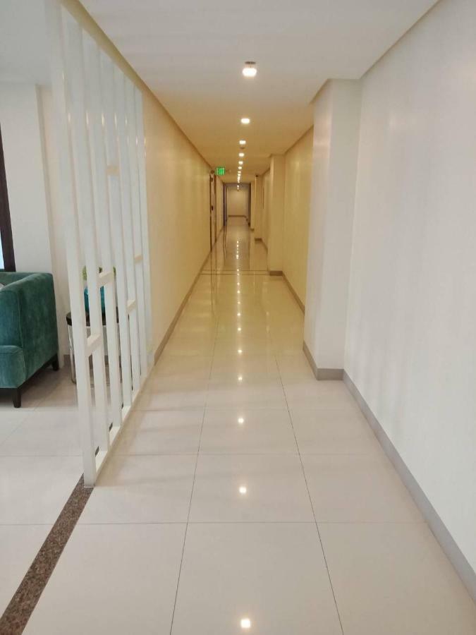 Chillax Studio 101 Newport Boulevard มะนิลา ภายนอก รูปภาพ
