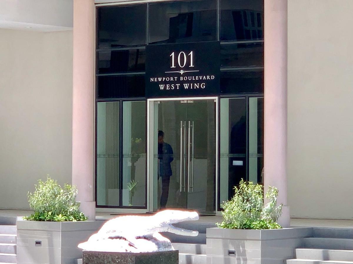 Chillax Studio 101 Newport Boulevard มะนิลา ภายนอก รูปภาพ